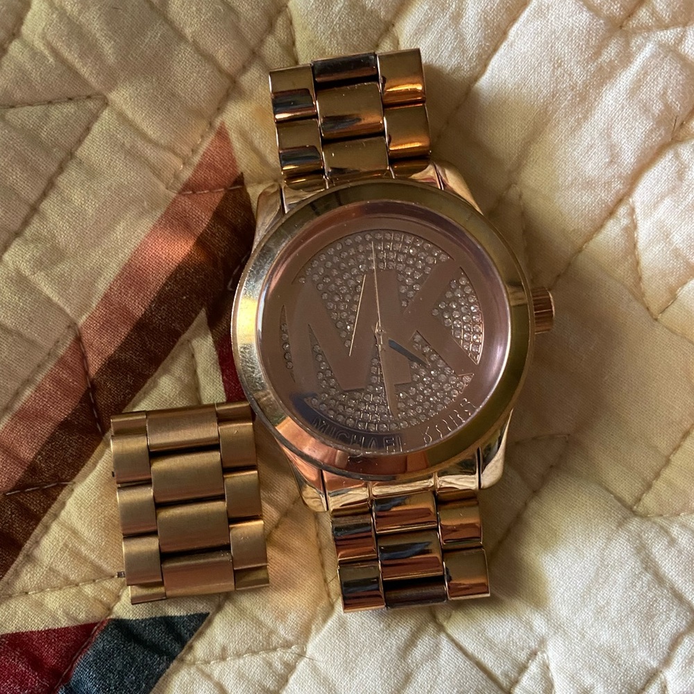 Michel kors gold watch
